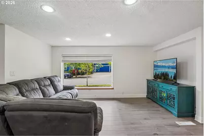 821 SE Bush St, Portland, OR 97202 - Photo 4