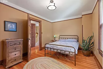 1526 SE Taylor St, Portland, OR 97214 - Photo 18