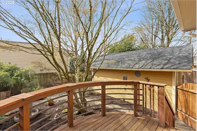 1526 SE Taylor St, Portland, OR 97214 - Photo 36
