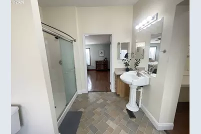 4445 Blueberry Ln NE, Salem, OR 97305 - Photo 16