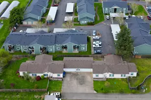 4445 Blueberry Ln NE, Salem, OR 97305 - Photo 2