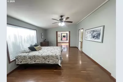 4445 Blueberry Ln NE, Salem, OR 97305 - Photo 12