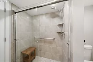 6625 W Burnside Rd, Portland, OR 97210 - Photo 18