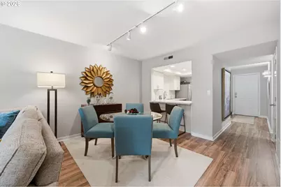 6625 W Burnside Rd #226, Portland, OR 97210 - Photo 10
