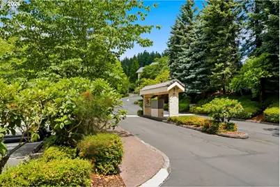 6625 W Burnside Rd #226, Portland, OR 97210 - Photo 24