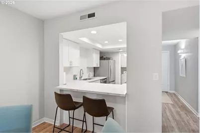 6625 W Burnside Rd #226, Portland, OR 97210 - Photo 12