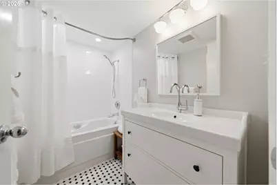 6625 W Burnside Rd #226, Portland, OR 97210 - Photo 16
