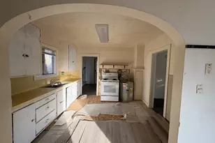 324 N 10th St, Vale, OR 97918 - Photo 2