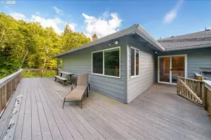 302 Holly Ave, Garibaldi, OR 97118 - Photo 30