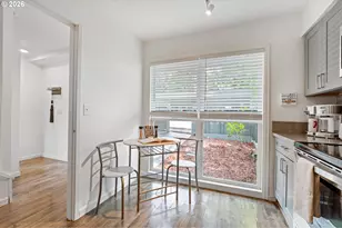 8552 SW Brightfield Cir, Portland, OR 97223 - Photo 4