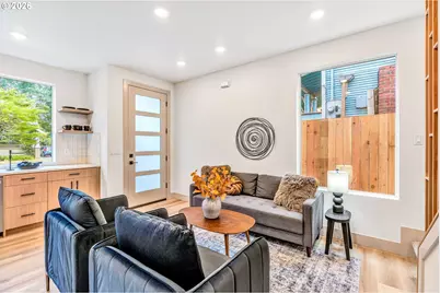3942 SE Ivon St, Portland, OR 97202 - Photo 8