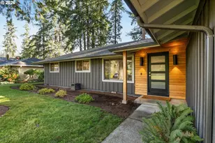 19176 Benfield Ave, Lake Oswego, OR 97035 - Photo 2