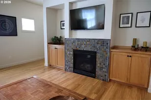618 NE Garswood Ln, Hillsboro, OR 97006 - Photo 26