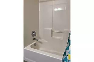 618 NE Garswood Ln, Hillsboro, OR 97006 - Photo 22