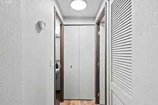 255 SW Harrison St, Portland, OR 97201 - Photo 18