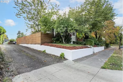 2101 E 33rd St, Vancouver, WA 98663 - Photo 32