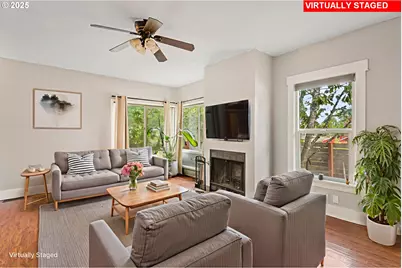 2101 E 33rd St, Vancouver, WA 98663 - Photo 4