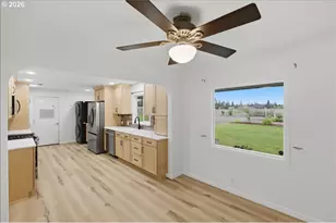 31195 Pirtle Dr, Albany, OR 97321 - Photo 14
