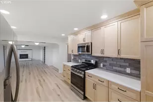 31195 Pirtle Dr, Albany, OR 97321 - Photo 16
