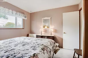 744 SE 170th Dr, Portland, OR 97233 - Photo 16