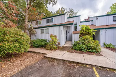 2111 Hawkins Ln, Eugene, OR 97405 - Photo 2