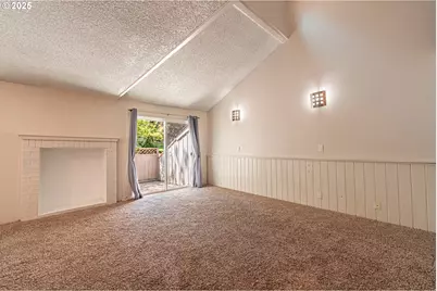 2111 Hawkins Ln, Eugene, OR 97405 - Photo 4