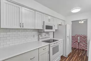 155 N Maple St, Kelso, WA 98626 - Photo 12