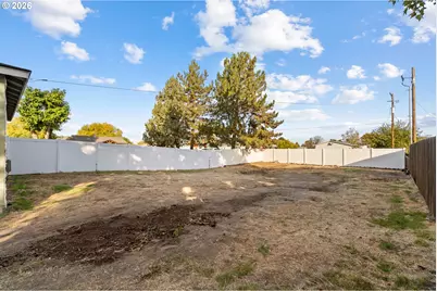 290 NE First St, Irrigon, OR 97844 - Photo 18