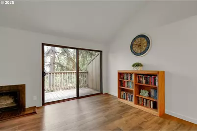 143 Treehill Loop, Eugene, OR 97405 - Photo 12