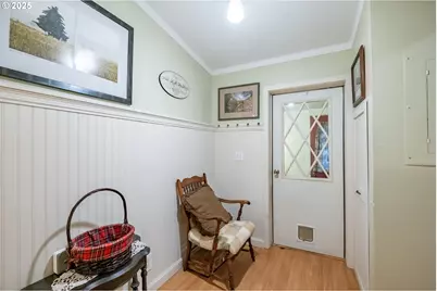 3550 Juniper St, Sweet Home, OR 97386 - Photo 8