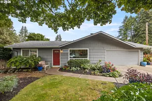 18004 Belmore Ct, Lake Oswego, OR 97035 - Photo 2