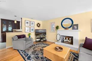 18004 Belmore Ct, Lake Oswego, OR 97035 - Photo 4
