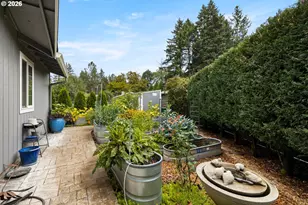 18004 Belmore Ct, Lake Oswego, OR 97035 - Photo 36