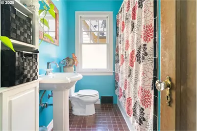 2406 SE 30th Ave, Portland, OR 97214 - Photo 12