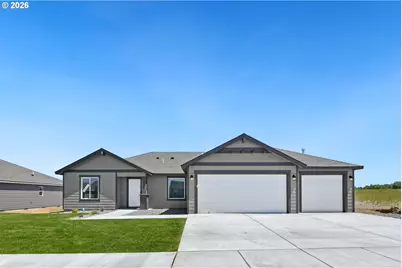 219 SW Sparrow St, Boardman, OR 97818 - Photo 1