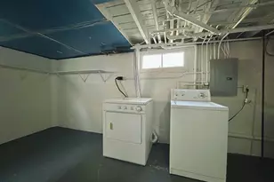 2202 NE Everett St, Portland, OR 97232 - Photo 20