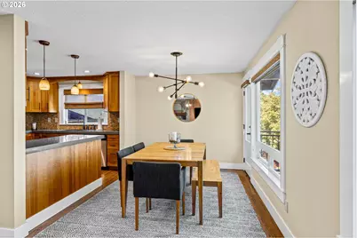 13921 NE Siskiyou Ct, Portland, OR 97230 - Photo 10
