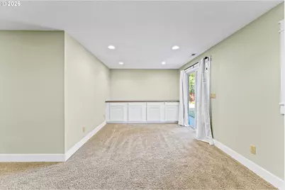 13921 NE Siskiyou Ct, Portland, OR 97230 - Photo 26