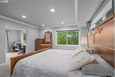 5944 SW Wilbard St, Portland, OR 97219 - Photo 10