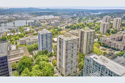 255 SW Harrison St #12G, Portland, OR 97201 - Photo 4