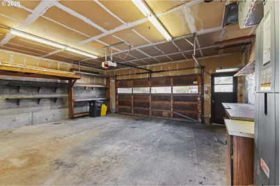 454 Merrill St, Coos Bay, OR 97420 - Photo 34