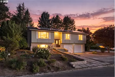 12714 NE 8th Ct, Vancouver, WA 98685 - Photo 2