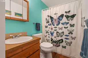 7133 SW 7th Ave, Portland, OR 97219 - Photo 22
