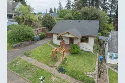 565 SE 4th St, Toledo, OR 97391 - Photo 38