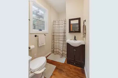 565 SE 4th St, Toledo, OR 97391 - Photo 18