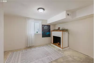 565 SE 4th St, Toledo, OR 97391 - Photo 28