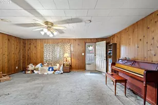 1183 4th Ave, Sweet Home, OR 97386 - Photo 4