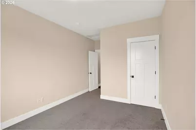 205 W Taylor Ct, Newberg, OR 97132 - Photo 14