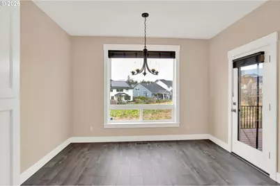 205 W Taylor Ct, Newberg, OR 97132 - Photo 10