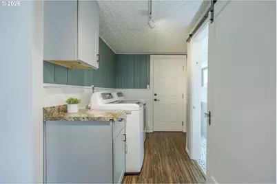 1222 E St, Springfield, OR 97477 - Photo 20